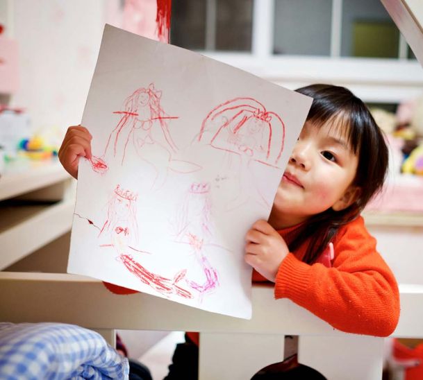 KRSS Proud Child showing art